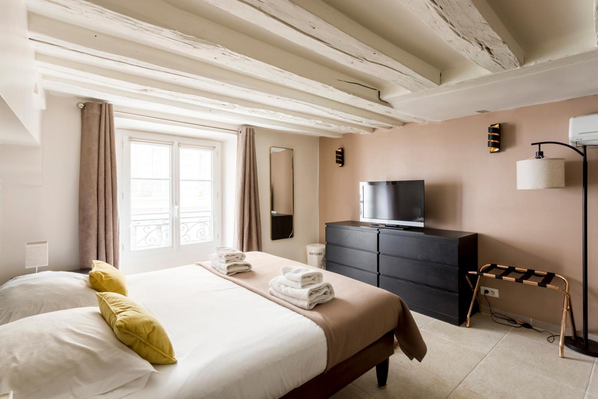 Rivoli Vieille Du Temple With Ac Apartment Paris Bagian luar foto